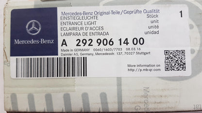 Original OE MERCEDES-BENZ Innenleuchte A2929061400