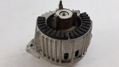 Original OE MERCEDES-BENZ Motorlager A2042405917