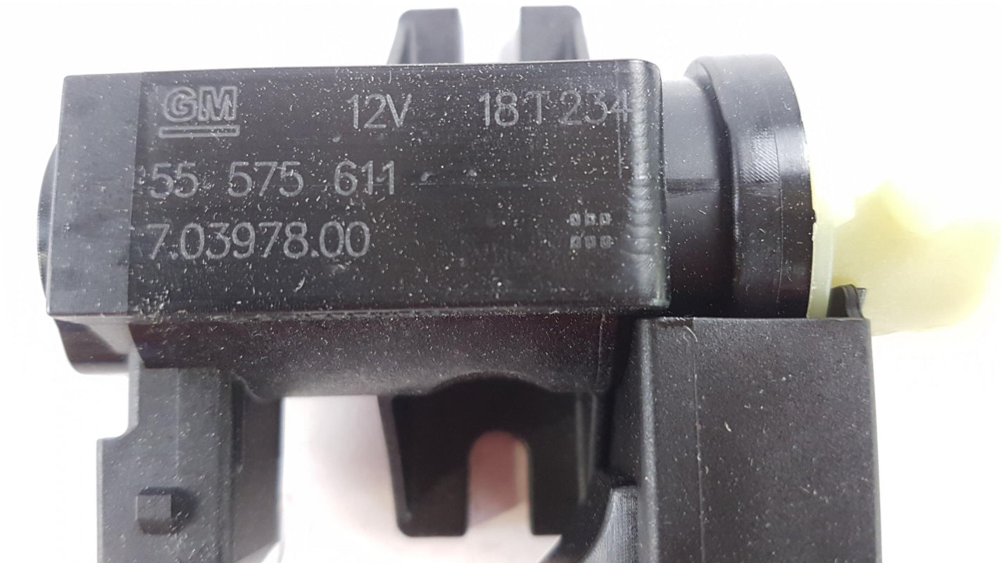 Original OPEL Astra-J/-H Zafira-C Insignia-A Turbolader Druckwandler 55575611