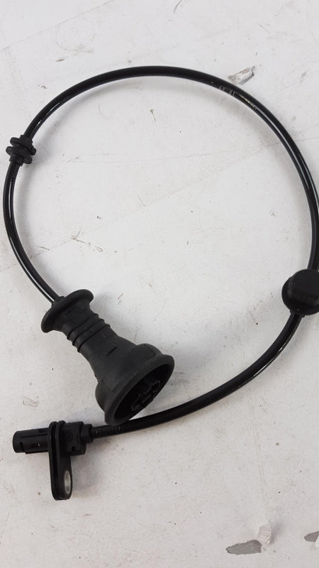 Original MERCEDES-BENZ W169 W245 ABS Raddrehzahl Sensor Hinten A1695401517