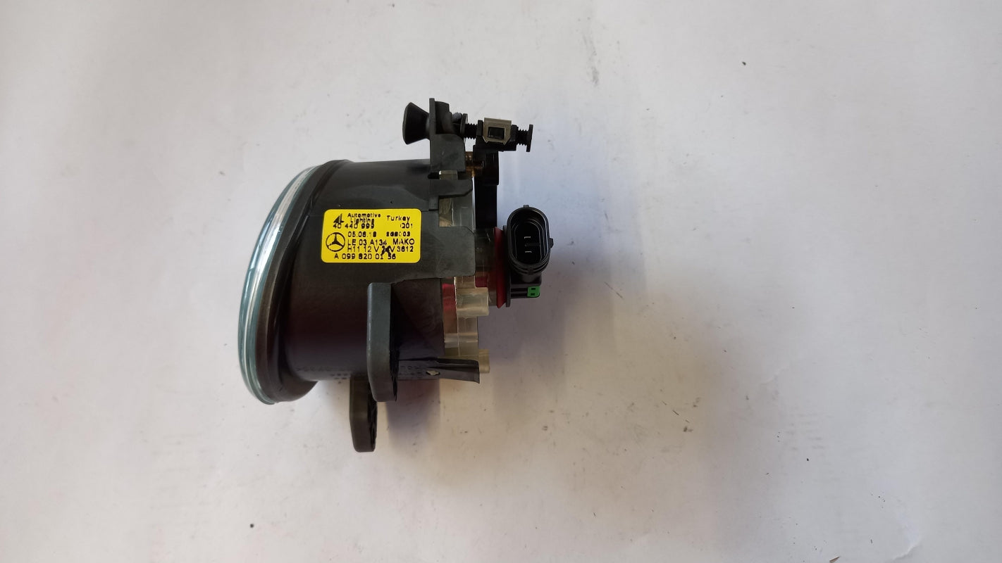 Original MERCEDES-BENZ A-klass W176 CLA X117 Nebelscheinwerfer links A0998200156