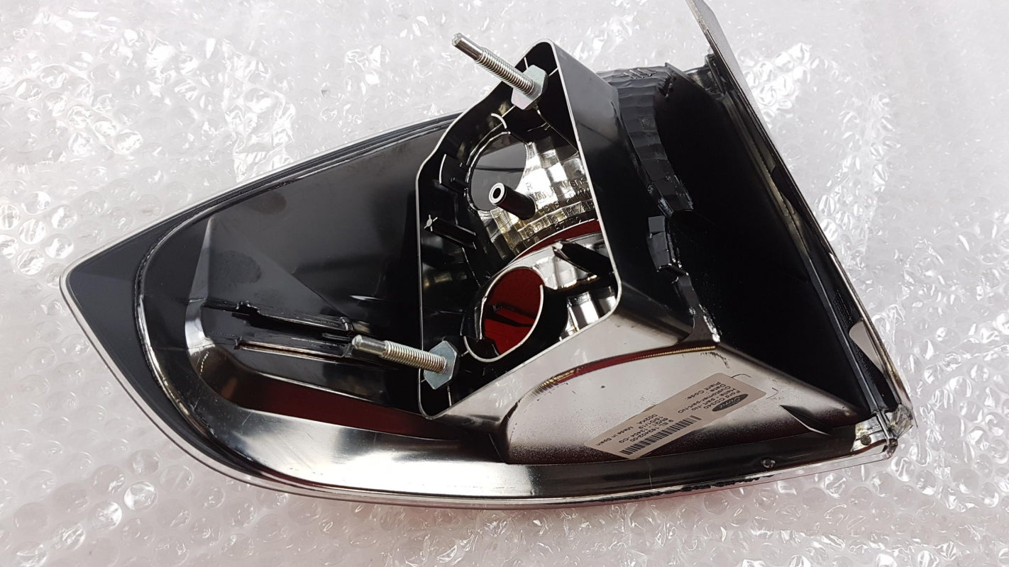 Original OE FORD Heckleuchte 1467472