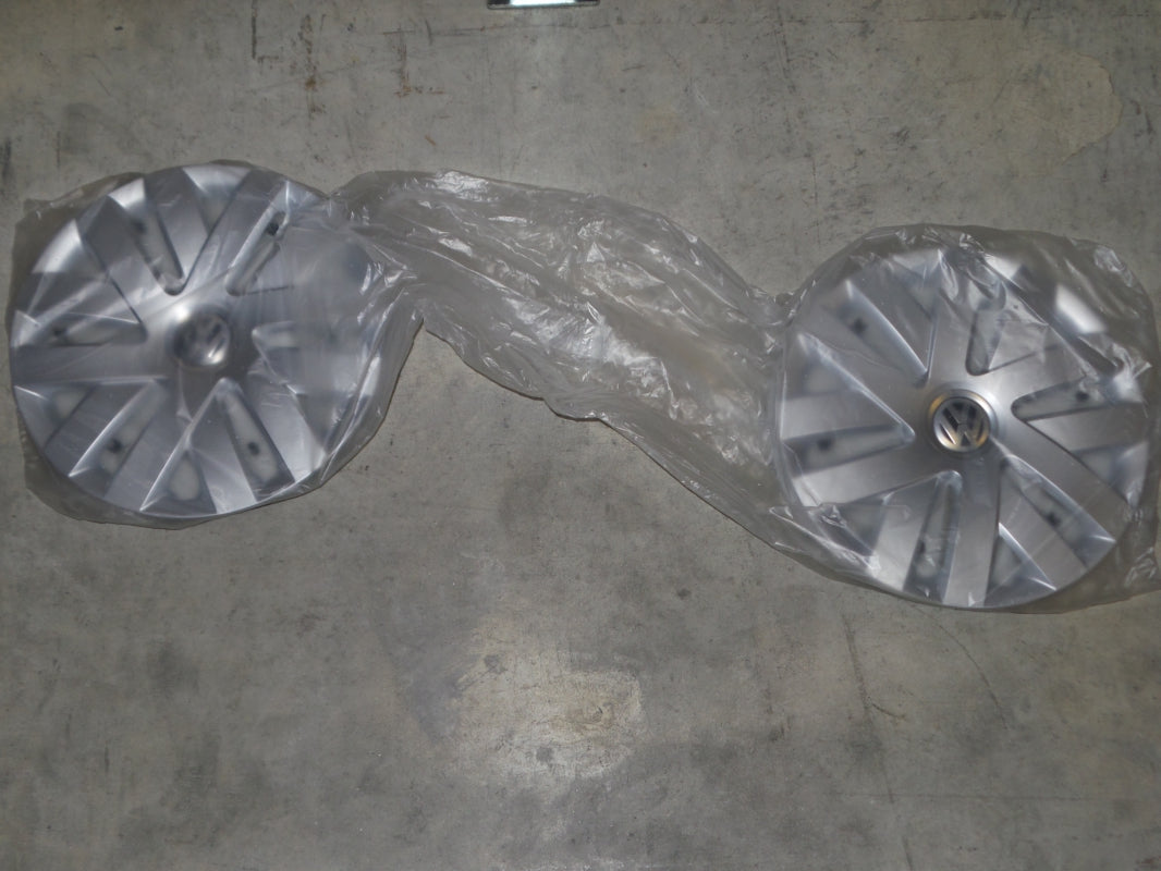 Original OE Volkswagen Radkappe 6R0071455