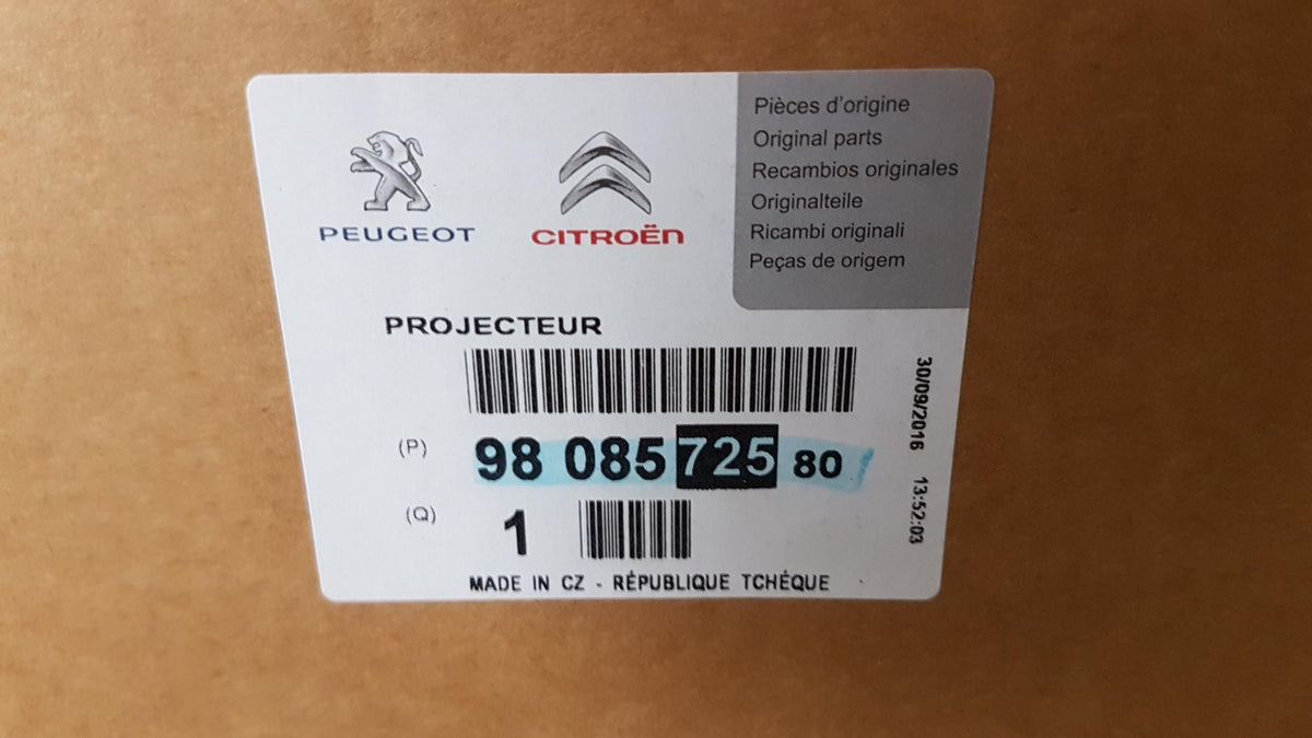 Original PEUGEOT Expert / Traveller 2016- Scheinwerfer Halogen Rechts 9808572580