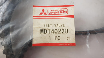 Original OE MITSUBISHI Zahnriemen MD140228