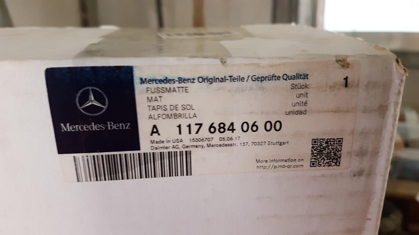 Original MERCEDES-BENZ CLA-Klasse C117 Fußmatte Hinten A1176840600