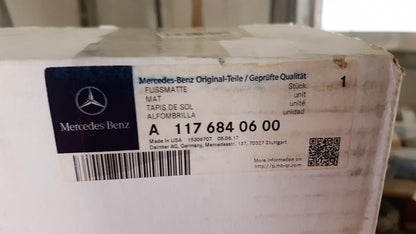 Original MERCEDES-BENZ CLA-Klasse C117 Fußmatte Hinten A1176840600