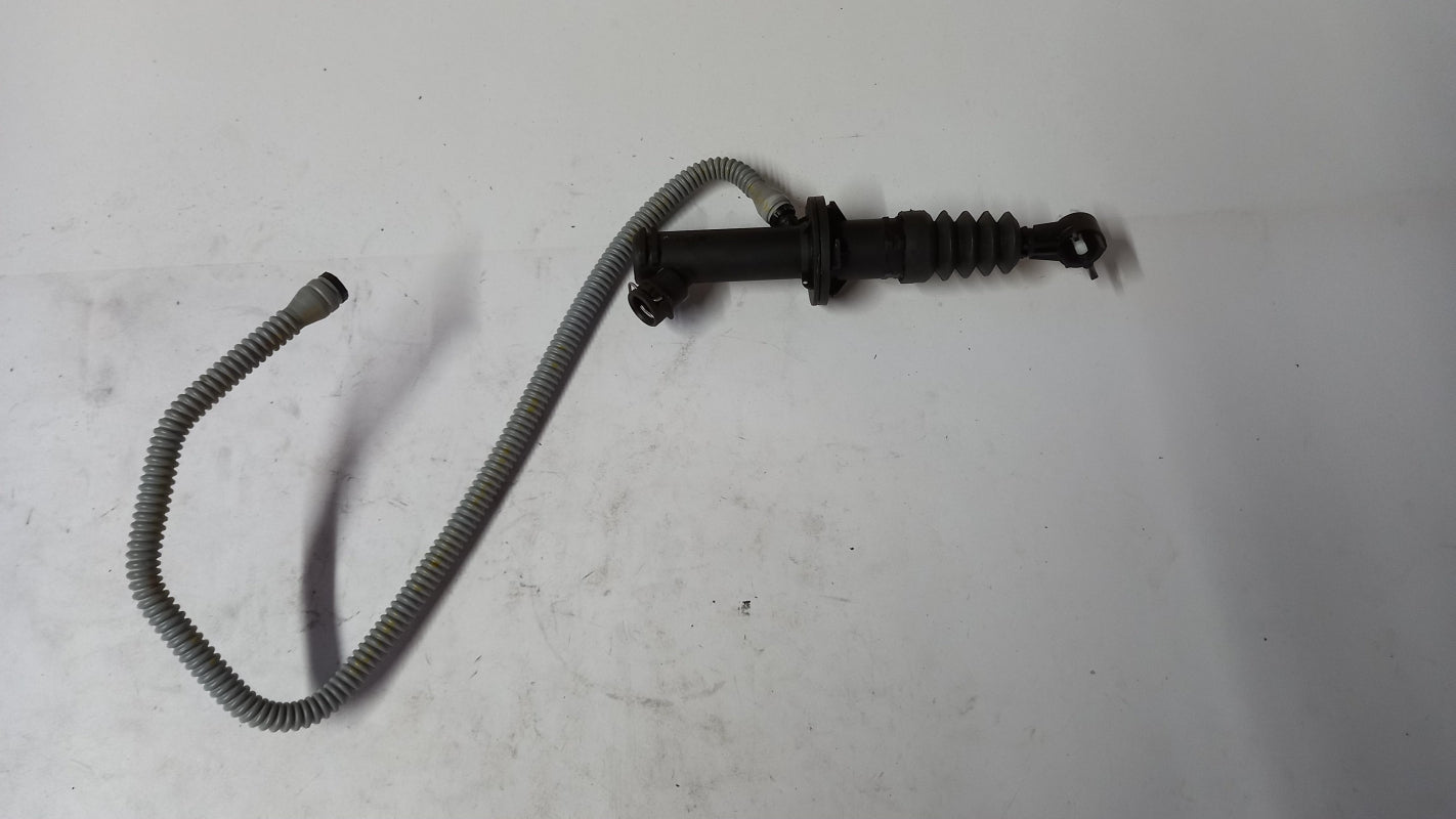 Original RENAULT  Clio III Modus 1.5 dCi Kupplungsgeberzylinder 8200436137