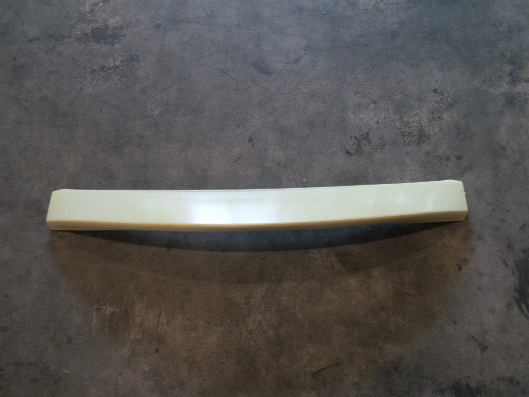 Original PEUGEOT 308 Heckklappen Spoiler mit Bremslicht grundiert 9614Y8