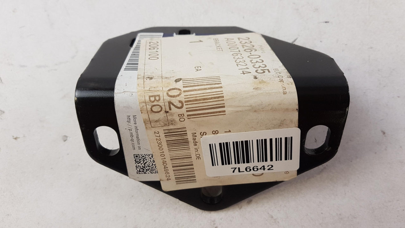 Original OE MERCEDES-BENZ Halter A0007633214
