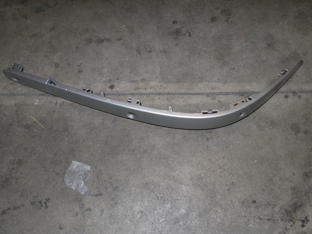 Original MERCEDES-BENZ W211 Stoßstange Zierleiste silber vorne R A21188014129744