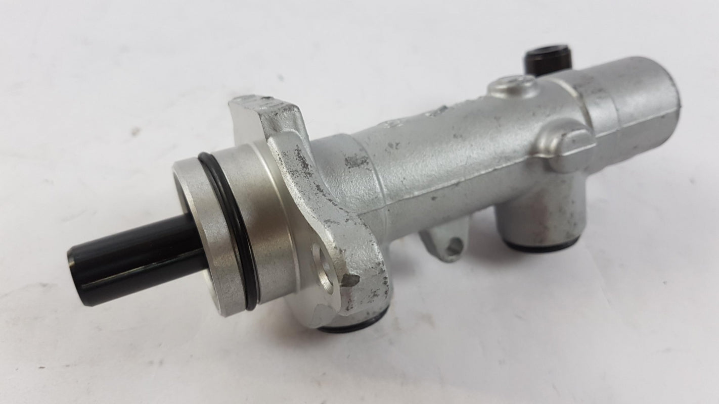 Original OE HYUNDAI/KIA Hauptbremszylinder 0K2A349400
