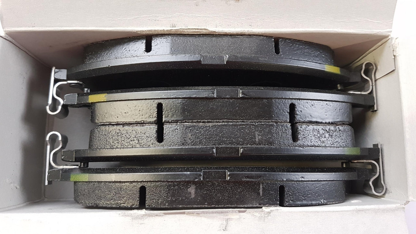 Original NISSAN Qashqai+2 Murano INFINITI G35 Q70 Bremsbeläge vorne D10601BN0A