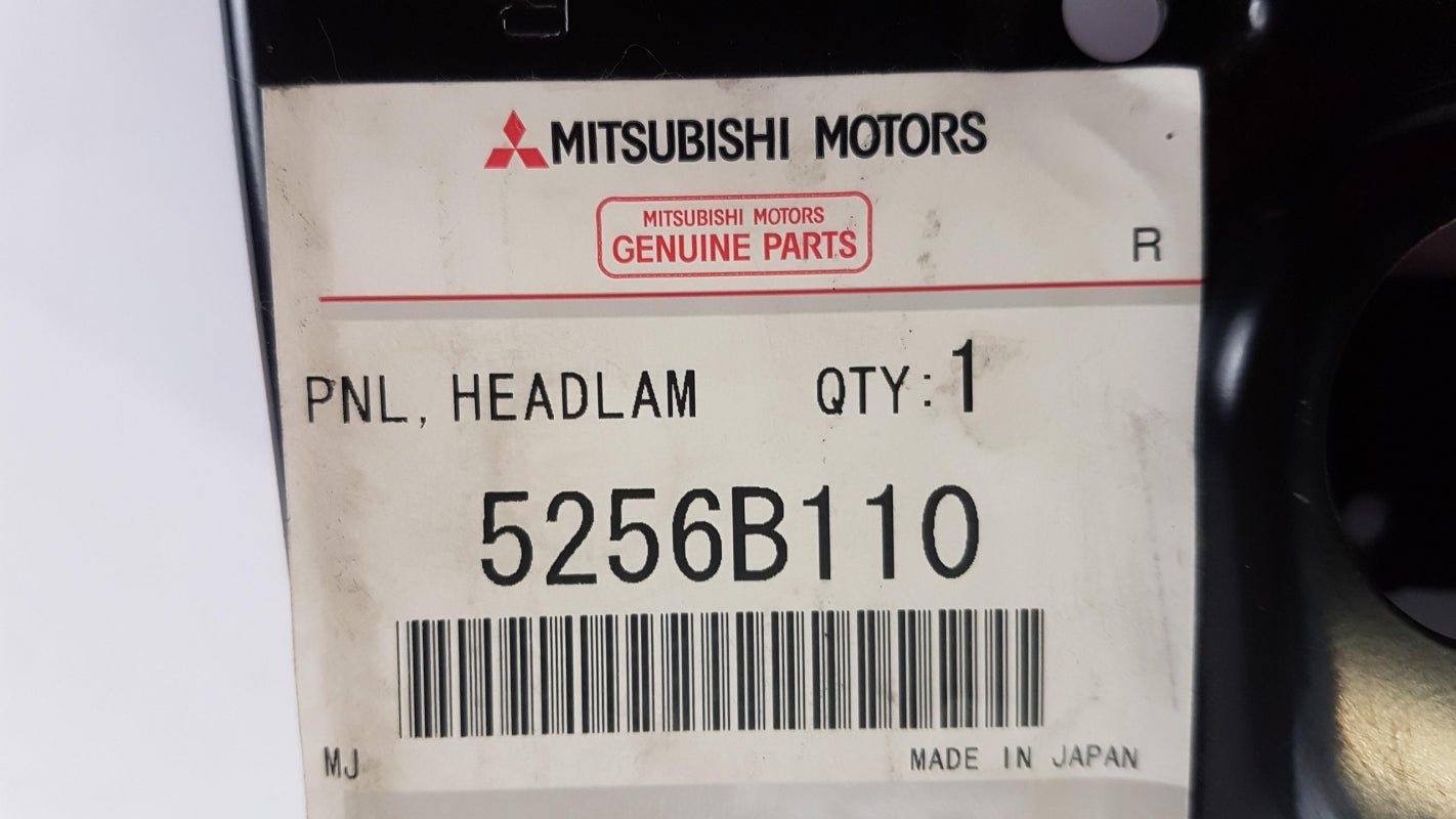 Original OE MITSUBISHI Scheinwerferaufnahme 5256B110