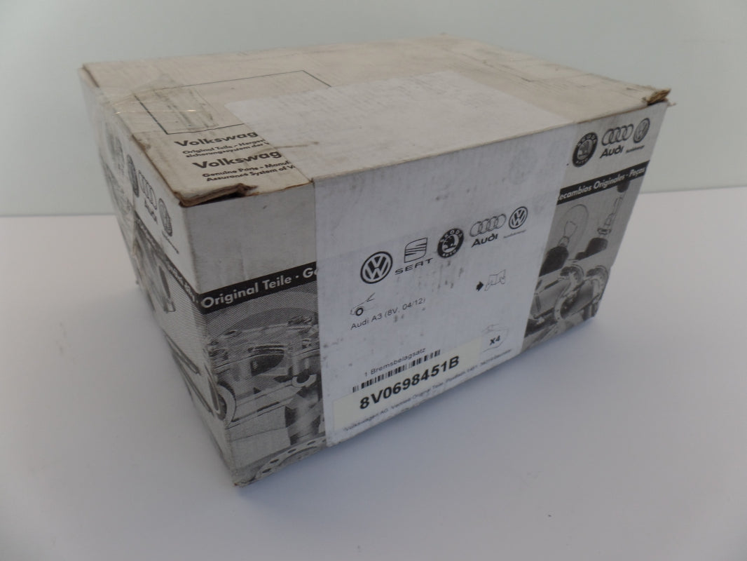 Original AUDI A3 VW Golf Touran Bremsbeläge Bremsklötze 272X10 hinten 8V0698451B