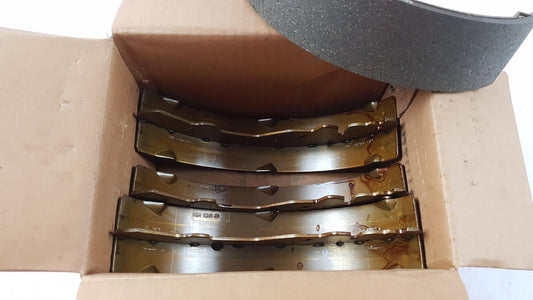 Original OE HYUNDAI/KIA Bremsbackensatz 0K0Y12638Z