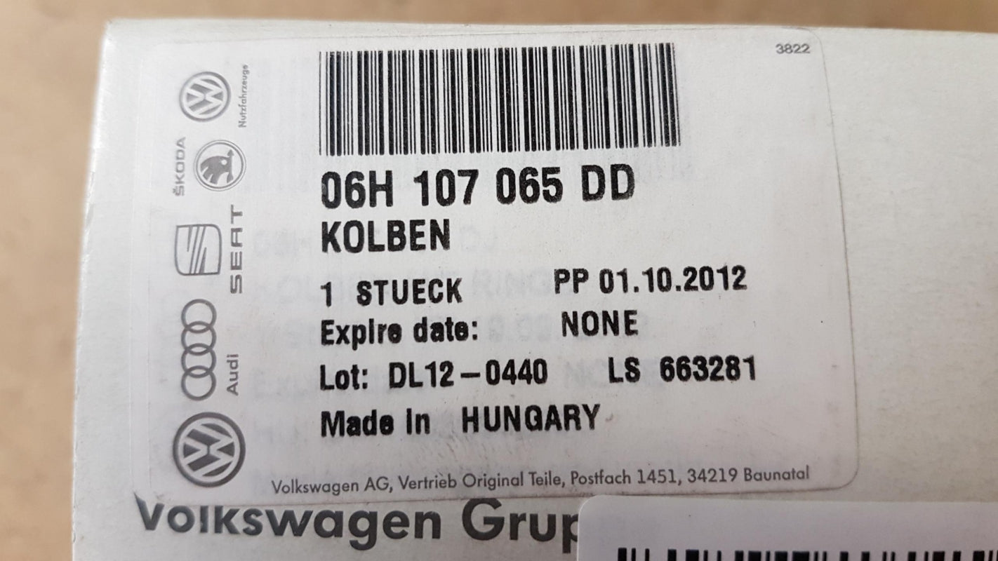 Original AUDI Q5 SKODA Octavia VW Golf Passat Tiguan 2.0l Kolben 06H107065DD