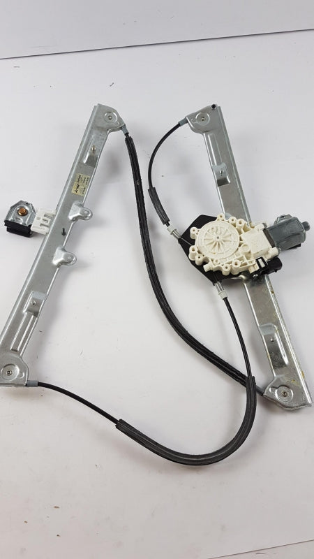 Original OE MITSUBISHI Fensterhebermotor 5713A136