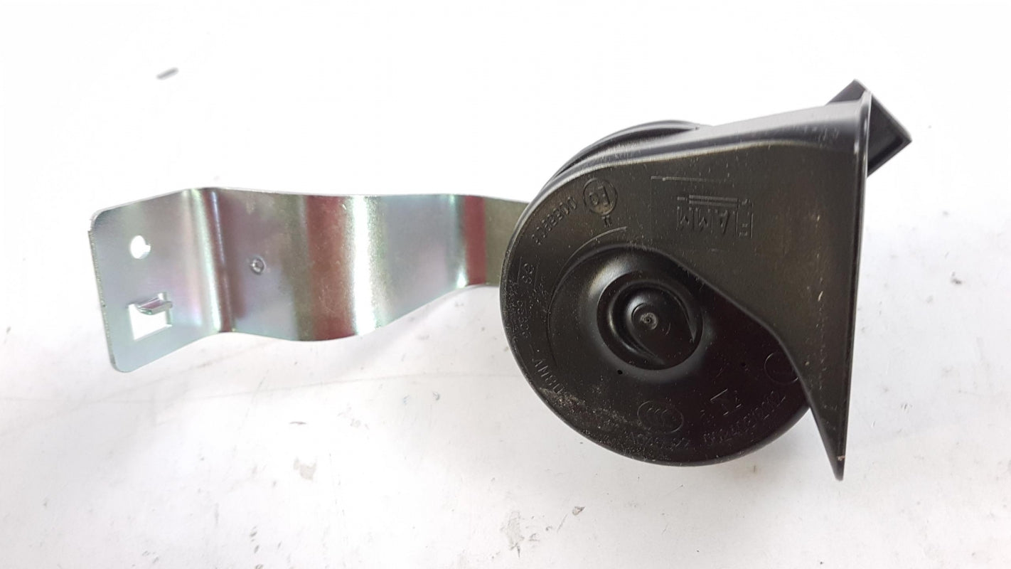 Original OE MERCEDES-BENZ Fanfare A0005409700