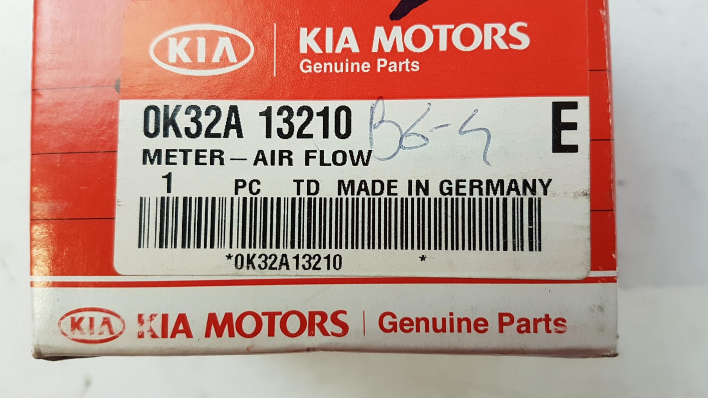 Original OE HYUNDAI/KIA Luftmassenmesser 0K32A13210