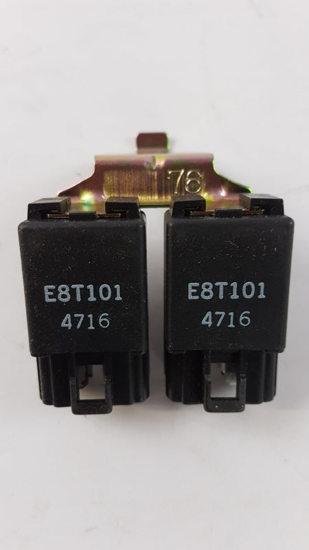 Original OE MITSUBISHI Relais MR299302