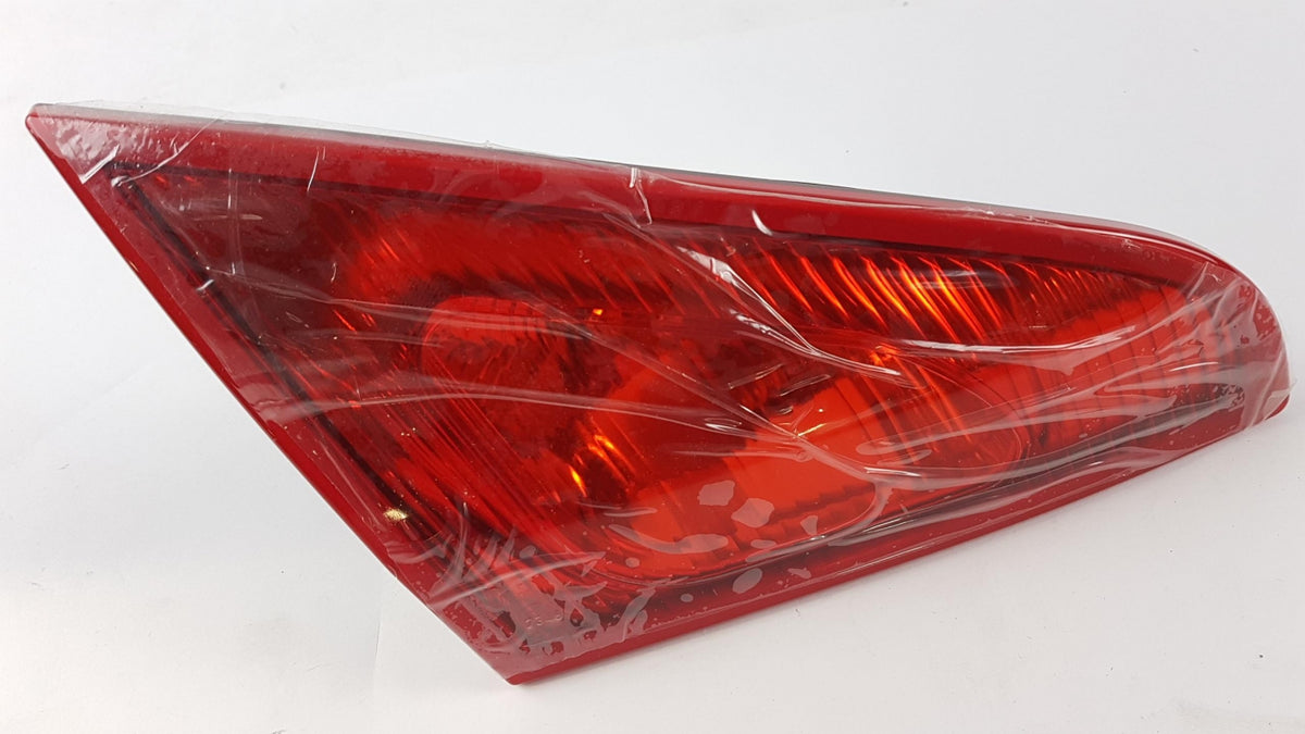 Original OE MITSUBISHI Heckleuchte MN186275