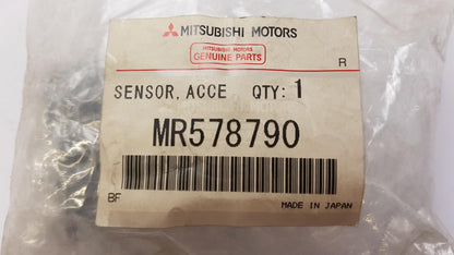 Original OE MITSUBISHI Sensor MR578790