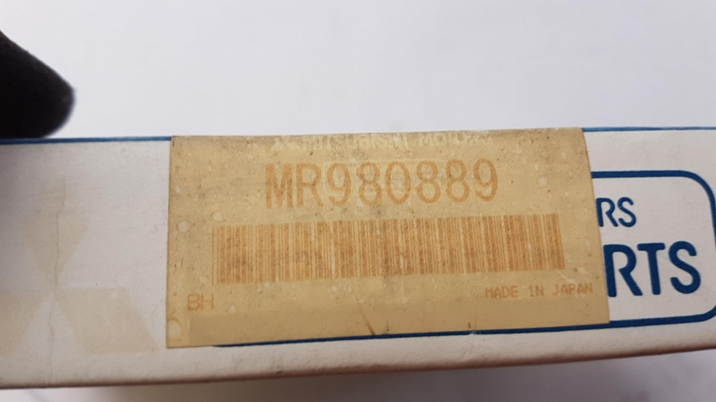 Original OE MITSUBISHI Kupplungsscheibe MR980889