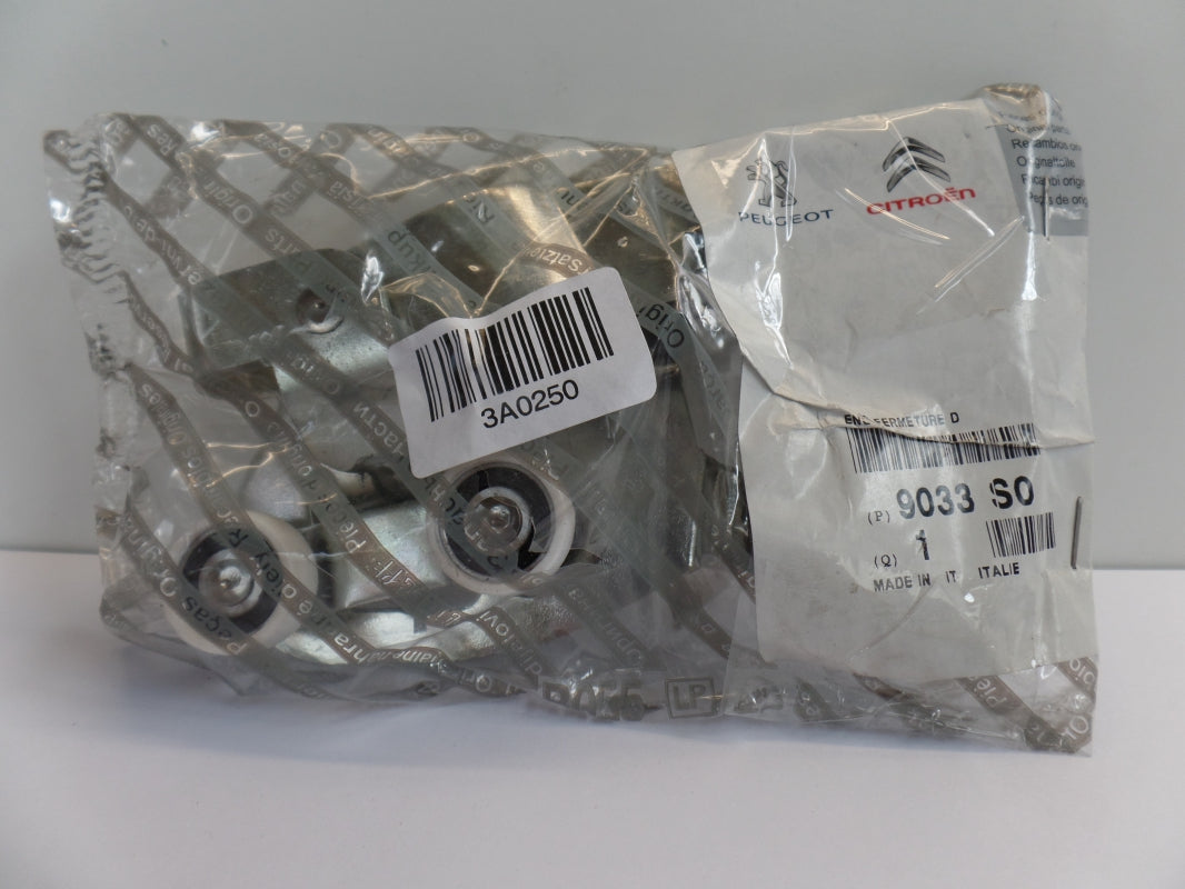 Original OE Peugeot Türschloss 9033S0