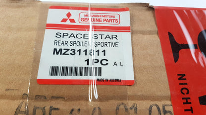 Original MITSUBISHI Space Star Dachspoiler "Sportive" Heckspoiler MZ311811