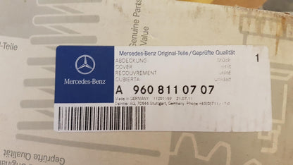 Original OE MERCEDES-BENZ Abdeckung A9608110707