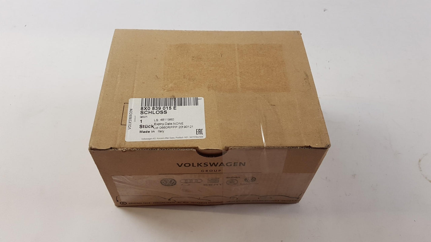 Original OE Volkswagen Türschloss 8X0839015E