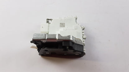 Original OE Volkswagen Türschloss 8X0839015E