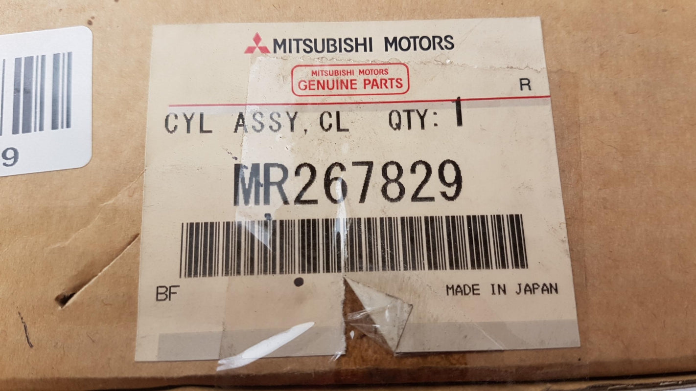 Original OE MITSUBISHI Kupplungsgeberzylinder MR267829