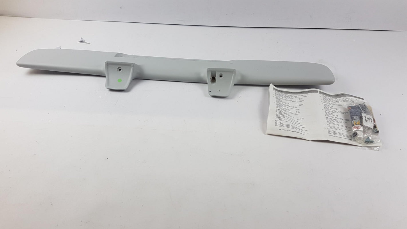 Original MITSUBISHI Space Star Dachspoiler "Sportive" Heckspoiler MZ311811