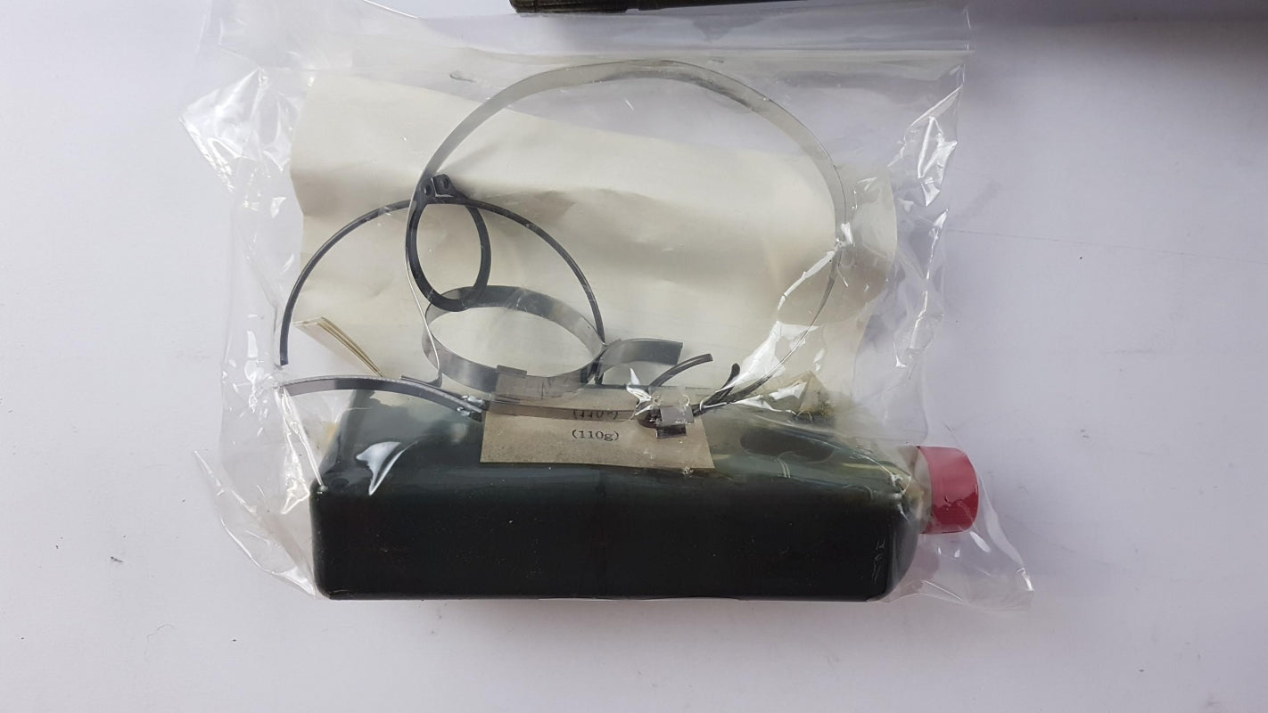 Original OE MITSUBISHI Antriebswelle Gelenksatz MR232856