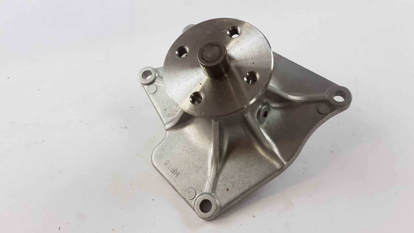 Original OE MITSUBISHI Wasserpumpe ME993473