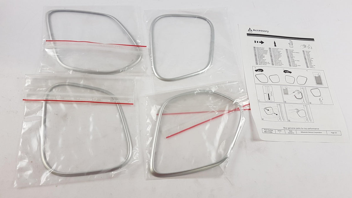 Original OE MITSUBISHI Zierleiste MZ314464