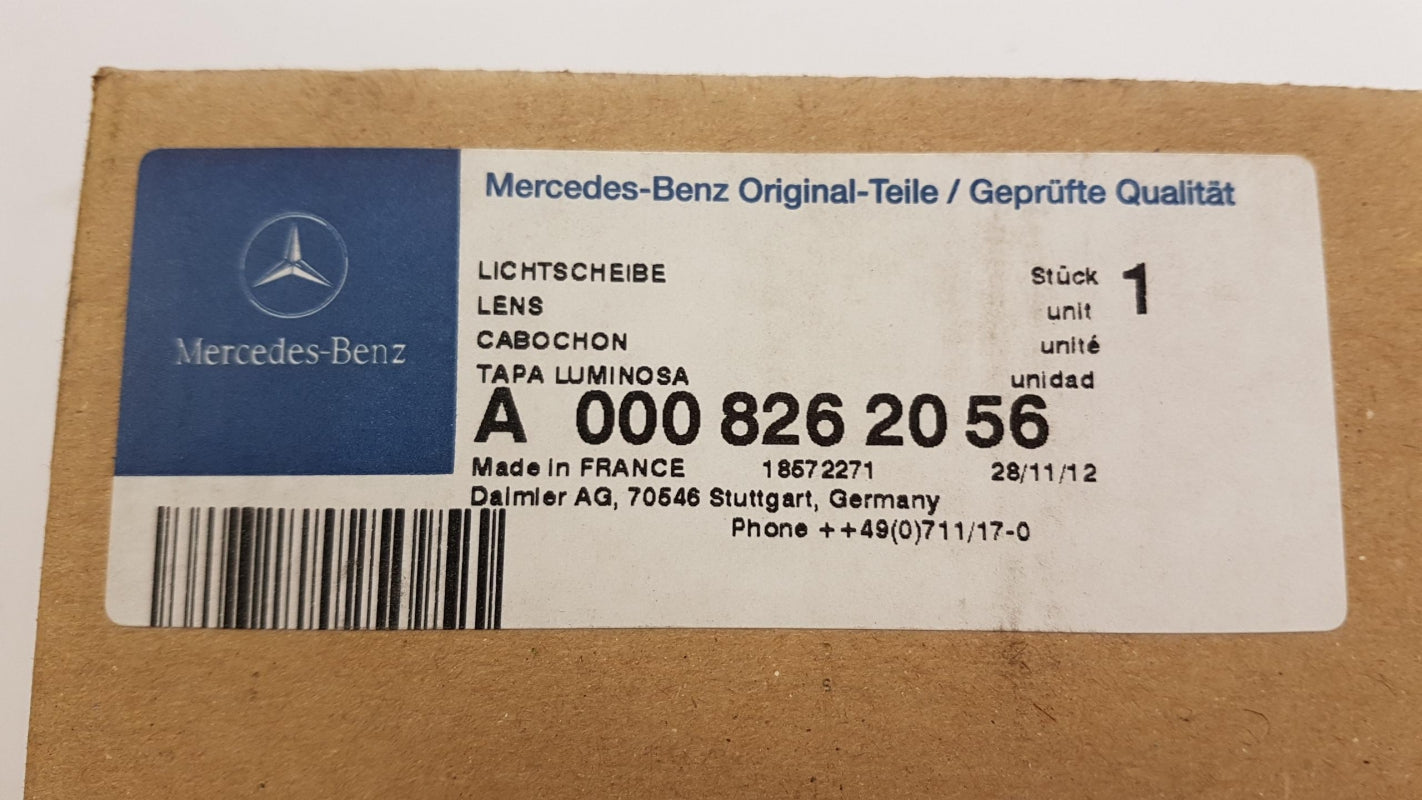 Original OE MERCEDES-BENZ Heckleuchte Streuscheibe A0008262056