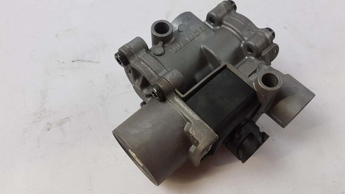 Original MERCEDES-BENZ Actros ABS-Magnetregelventil Magnetventil A0044296544