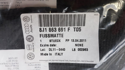Original OE Volkswagen Fußmattensatz 8J1863691FT05