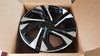 Original PEUGEOT 2008 MK II 2019-2025 Felge Salamanca 17" 98281860XY