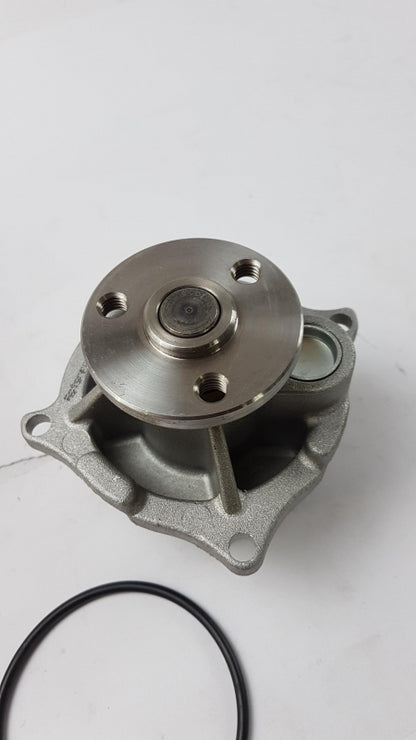 Original FORD Escort Fiesta Focus Mondeo Sierra 1.8 / 2.0i Wasserpumpe 1517732