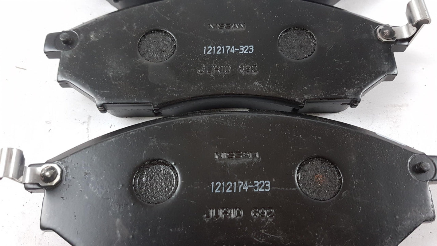 Original NISSAN Murano Navara Pathfinder Qashqai Bremsbeläge vorne D1060054VA