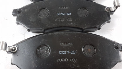 Original NISSAN Murano Navara Pathfinder Qashqai Bremsbeläge vorne D1060054VA