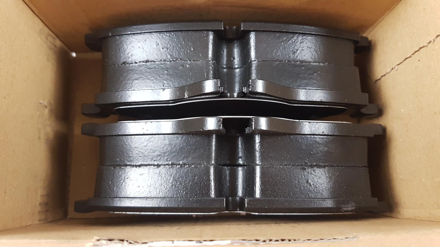 Original BMW 1' E81 E82 E87 E88 Bremsbeläge mit Warnkontakt vorne 34112288854
