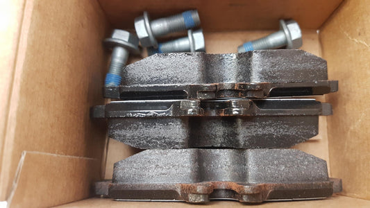 Original OE MERCEDES-BENZ Bremsbeläge A0064204420