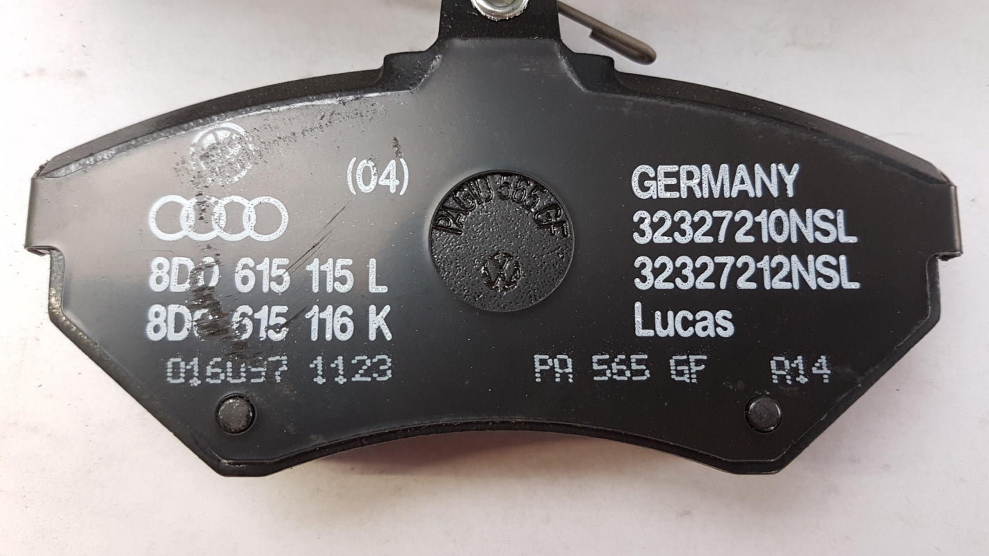 Original AUDI A4 VW Passat Bremsbeläge Bremsklötze 280X22mm vorne 8E0698151N