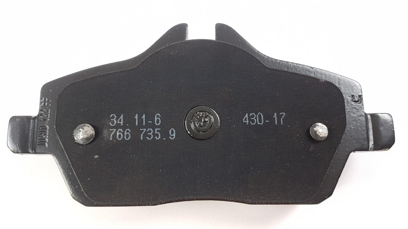 Original BMW 1' E81 E82 E87 E88 Bremsbeläge mit Warnkontakt vorne 34112288854