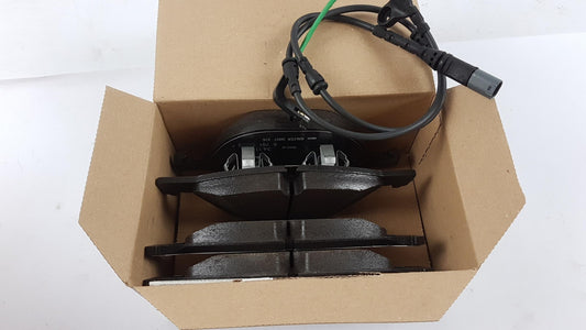 Original BMW X5 E70 X6 E71 Bremsbeläge mit Warnkontakt vorne 34112413048